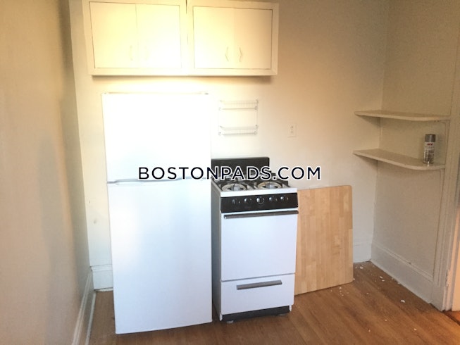 Boston - $2,550 /mo