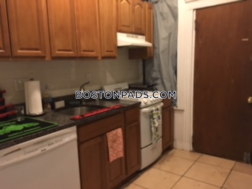 Boston - $2,250 /month