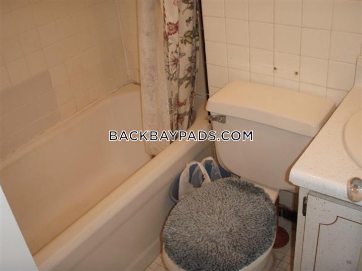 back-bay-apartment-for-rent-1-bedroom-1-bath-boston-3350-58429 