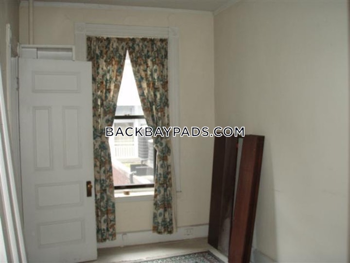 back-bay-apartment-for-rent-1-bedroom-1-bath-boston-3350-58429 