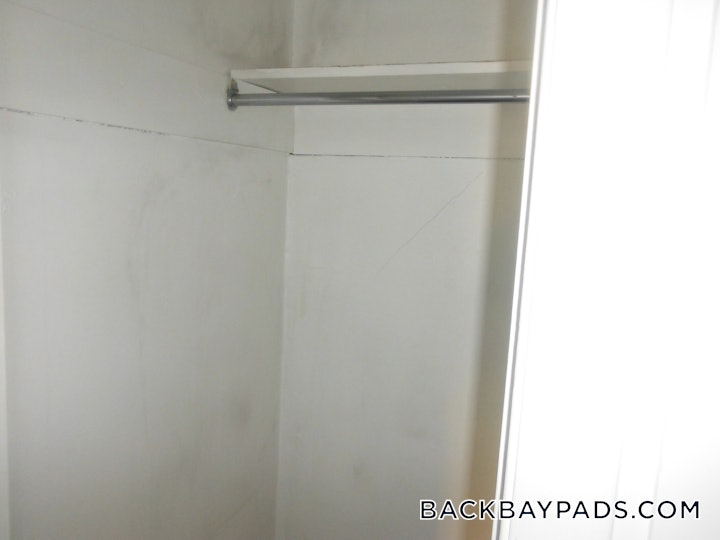 back-bay-apartment-for-rent-studio-1-bath-boston-1795-37112 