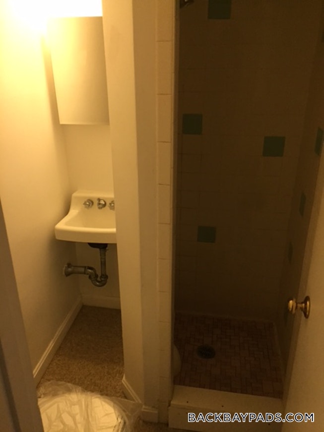 Boston - $2,145 /mo