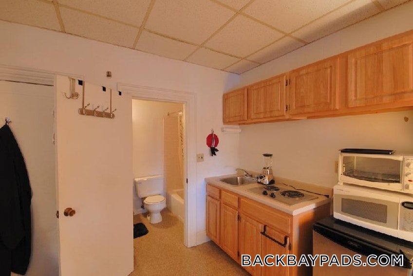 Boston - $2,175 /month