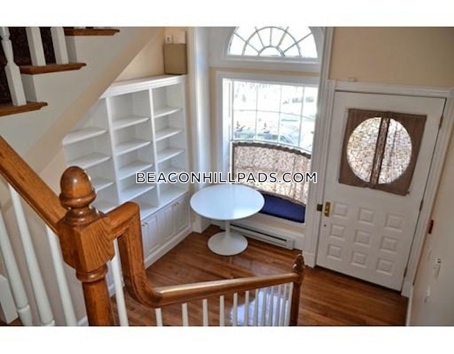 Boston - $6,300 /mo