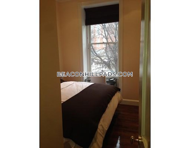 Boston - $6,300 /mo