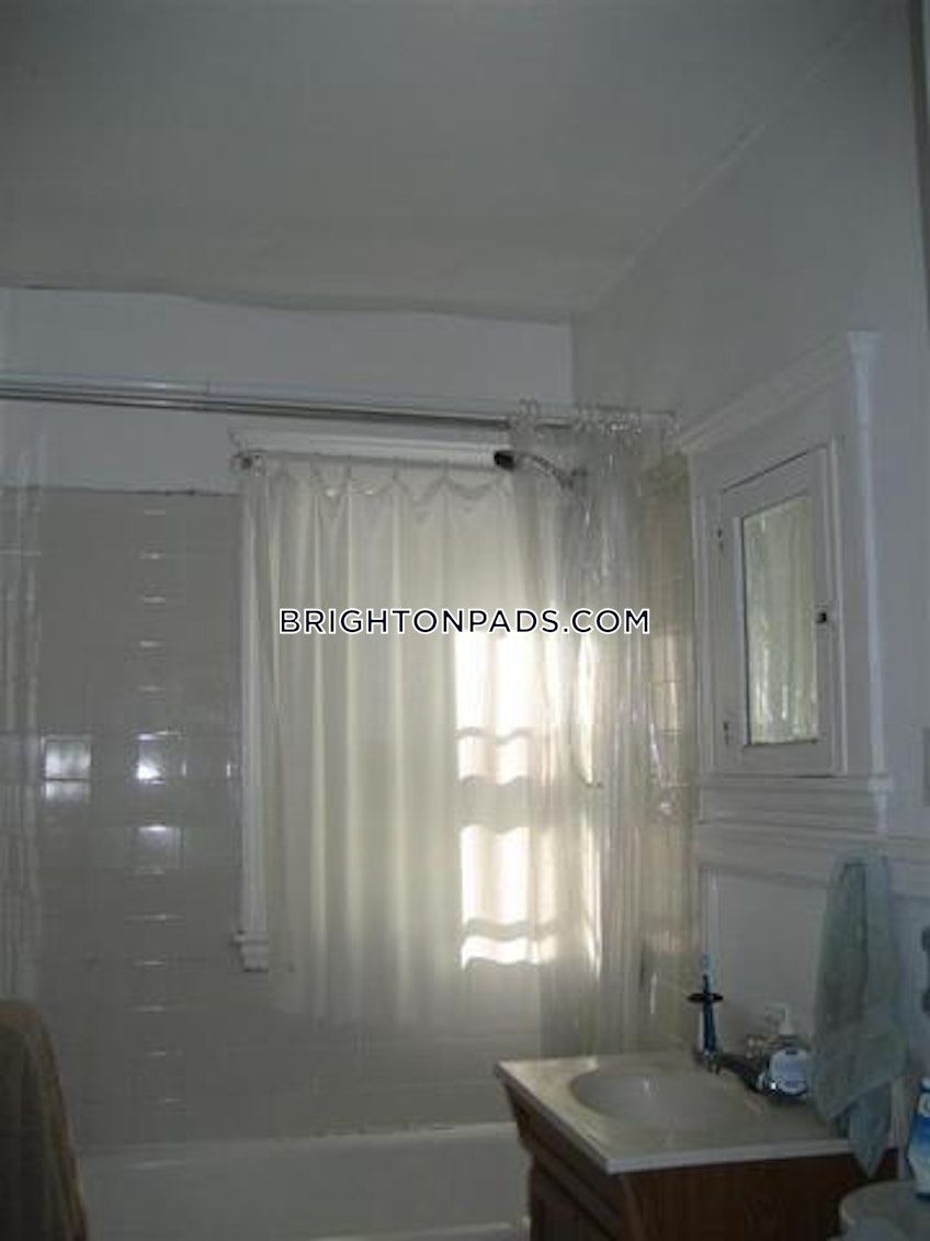 Boston - $6,500+ /month