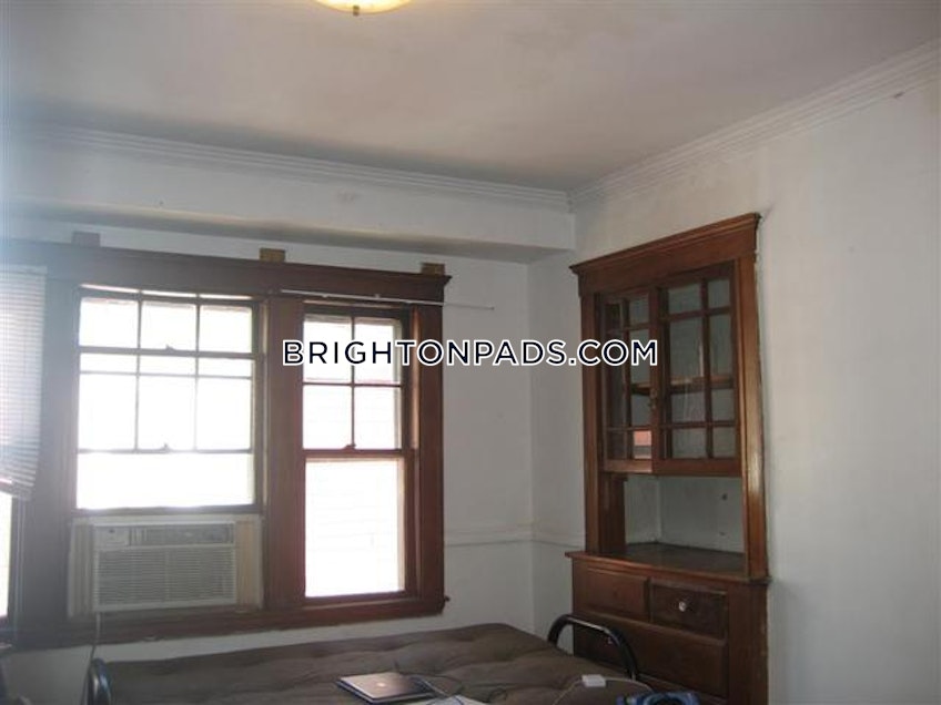 Boston - $6,500+ /month