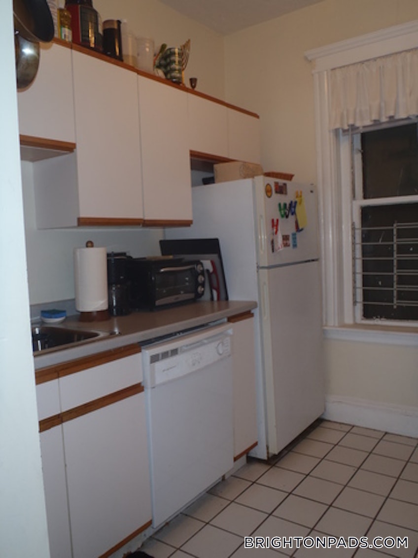 Boston - $2,500 /month