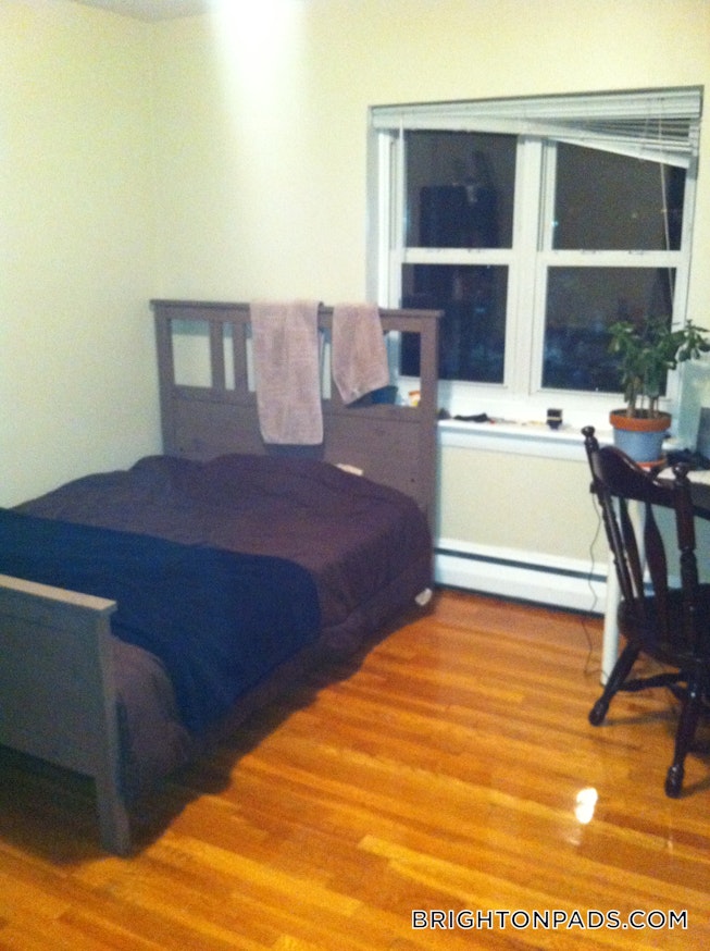 Boston - $3,000 /mo