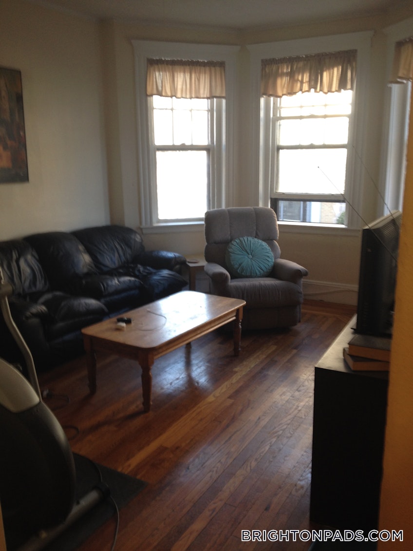 Boston - $2,500 /month