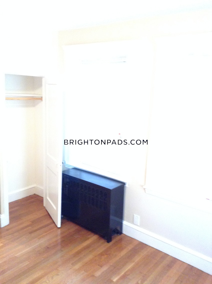 Boston - $3,000 /month