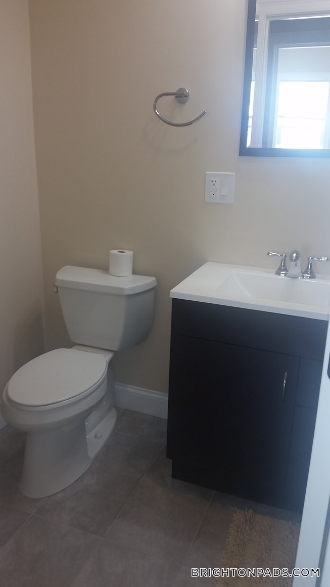 Boston - $8,650 /mo