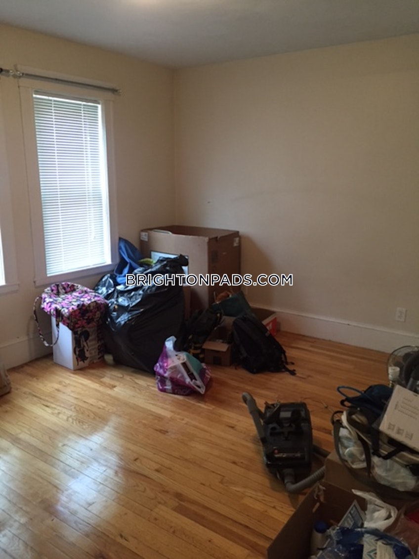 Boston - $4,000 /month