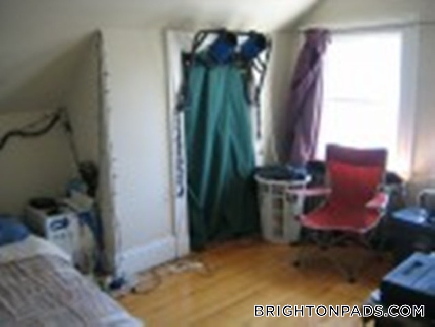 Boston - $2,500 /month