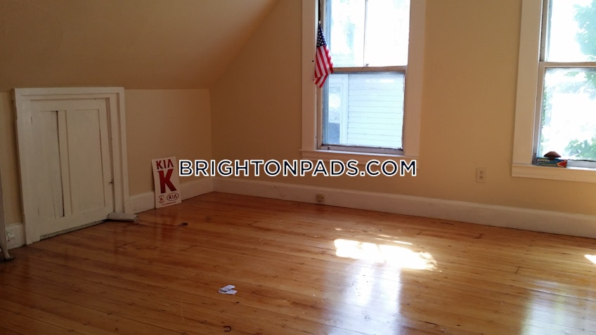 Boston - $4,000 /month