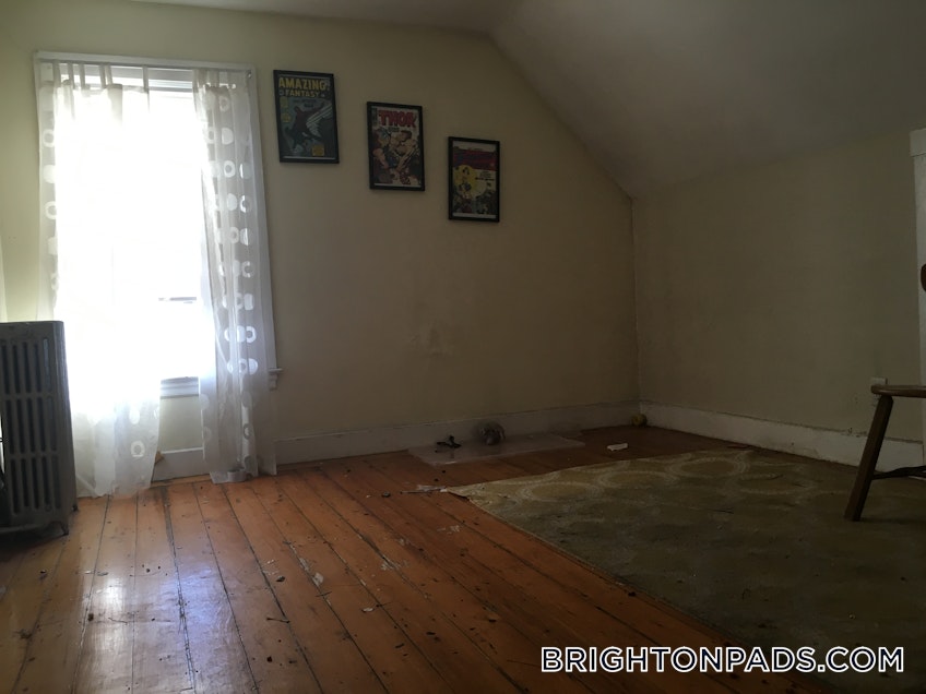 Boston - $3,200 /month