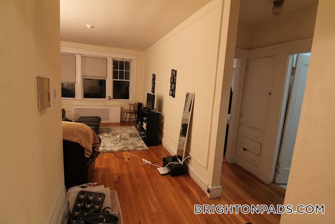 Boston - $2,395 /mo