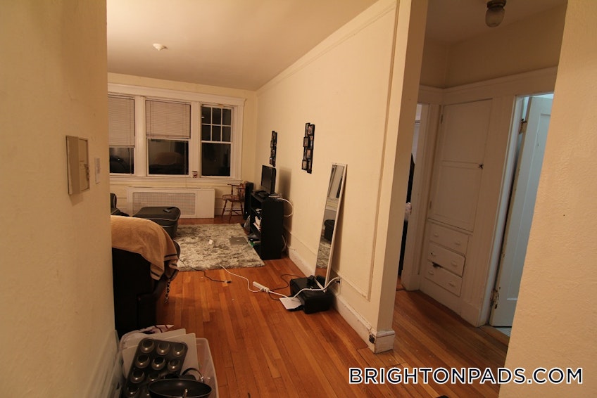 Boston - $2,395 /month