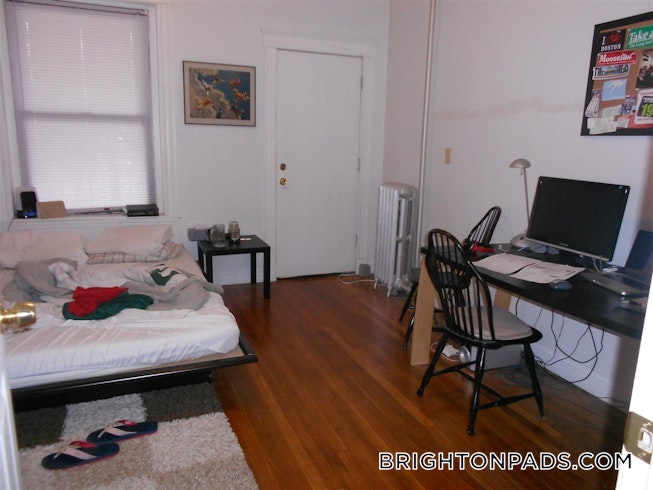 Boston - $3,700 /mo