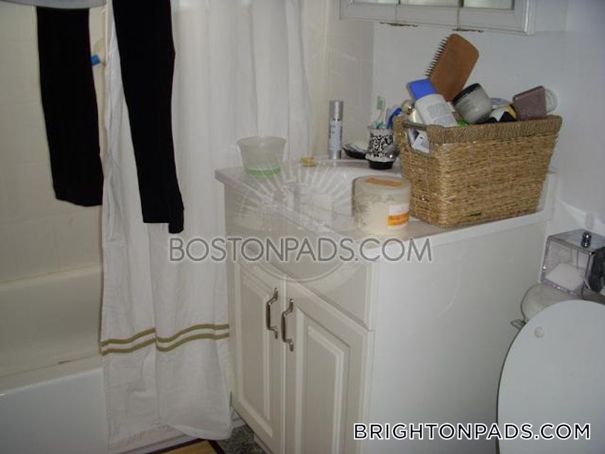 Boston - $2,500 /month