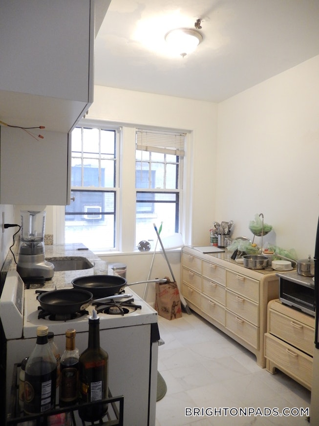 Boston - $2,395 /mo