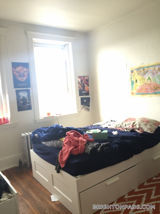 Boston - $3,225 /mo