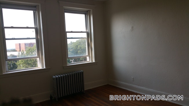 Boston - $3,225 /mo