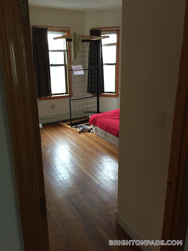 Boston - $5,250 /mo