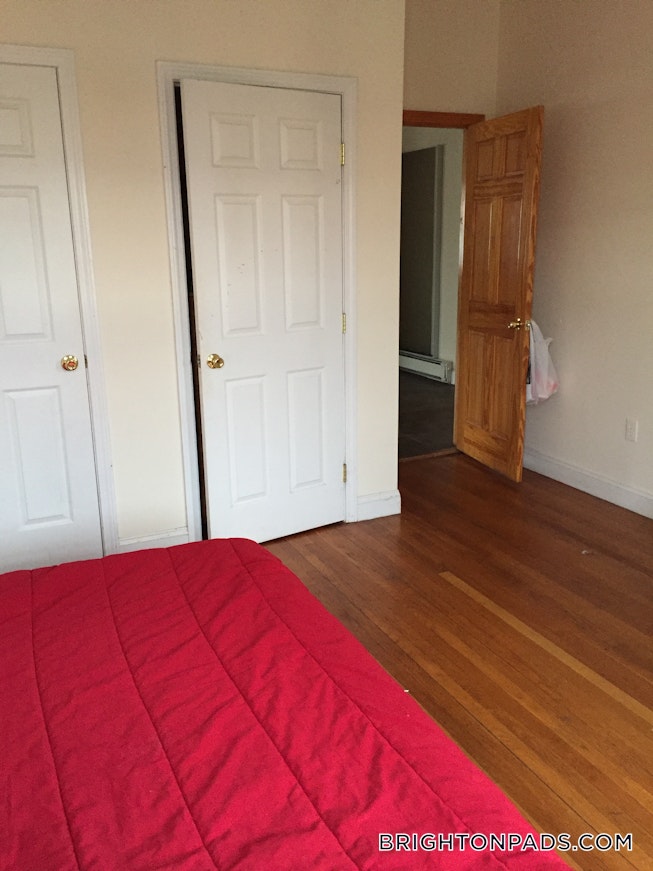 Boston - $5,250 /mo