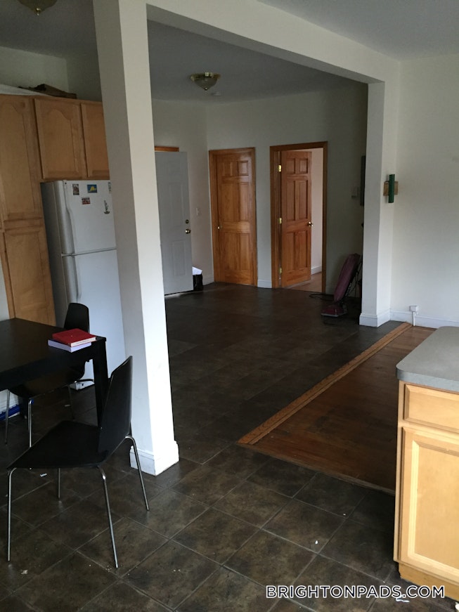 Boston - $5,250 /mo