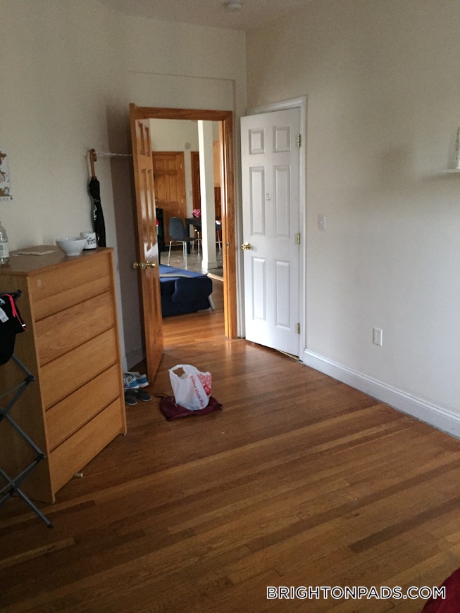 Boston - $5,250 /mo