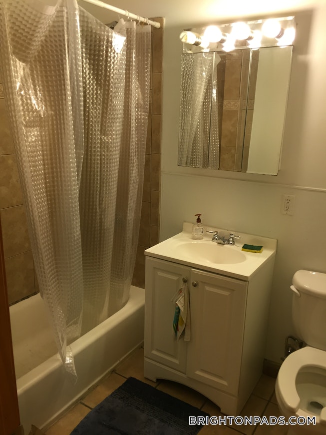 Boston - $5,250 /mo