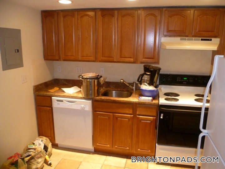 brighton-2-beds-1-bath-boston-2400-4554751 