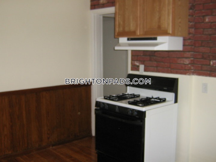 Hunnewell Ave. Boston picture 12