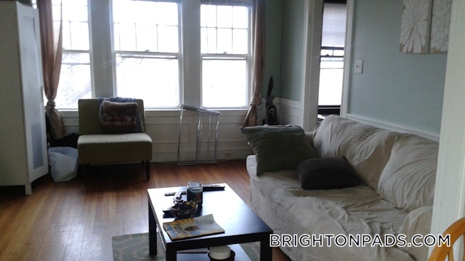 Boston - $3,000 /mo