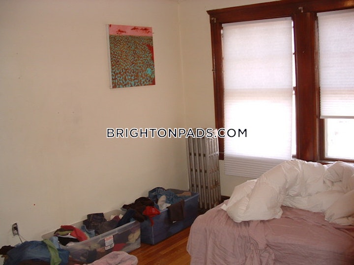 Beechcroft St. Boston picture 38