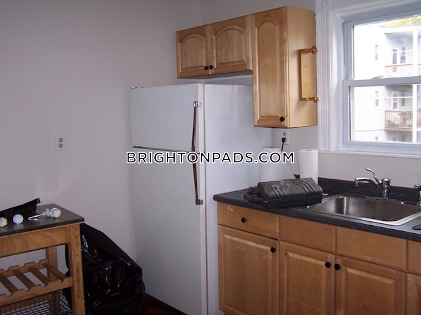 Boston - $2,550 /month