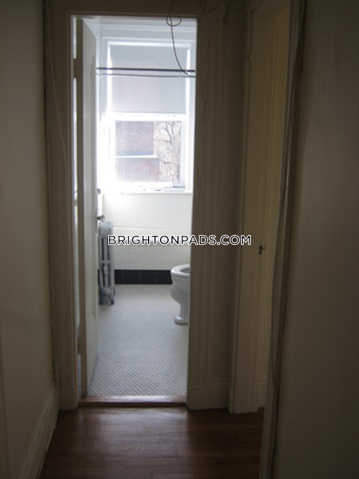 Washington St. Boston picture 1