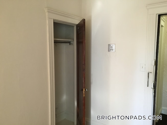 Boston - $2,125 /mo