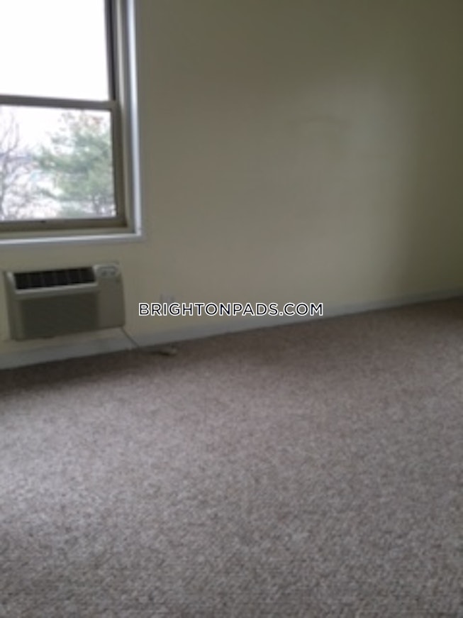 Boston - $2,564+ /mo