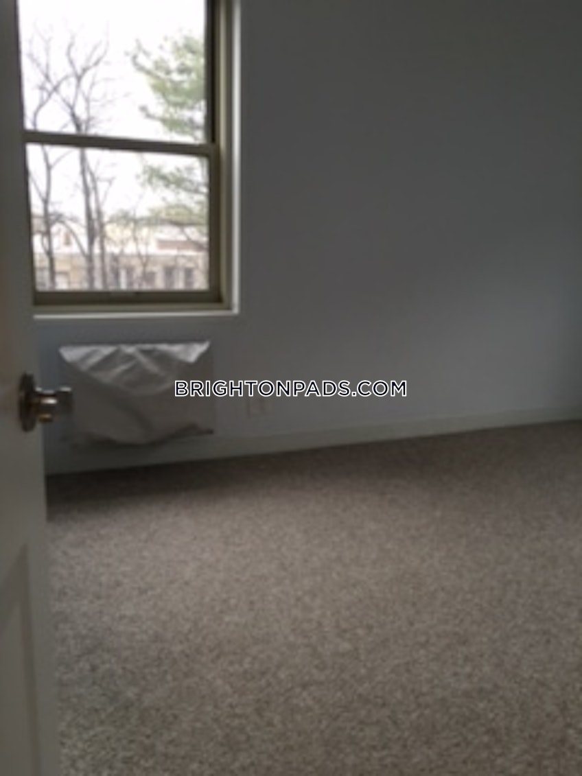 Boston - $2,564+ /month