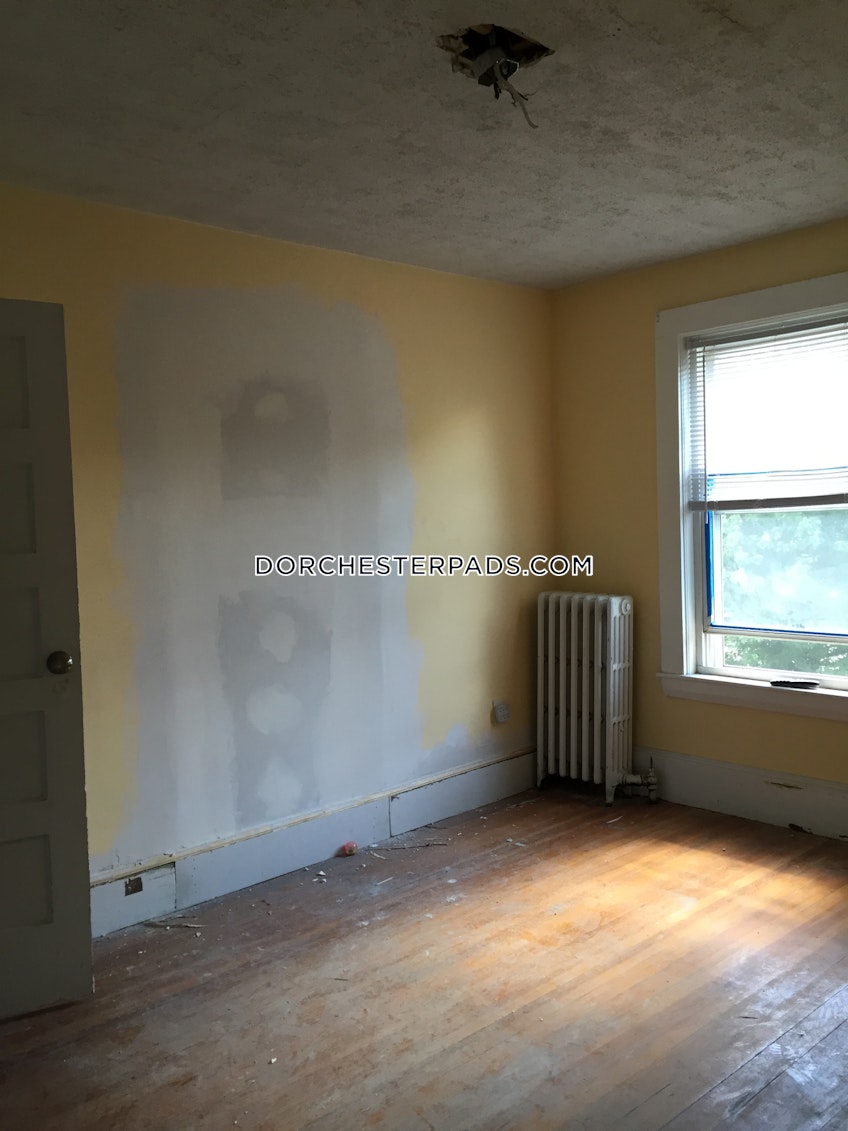 Boston - $2,750 /month