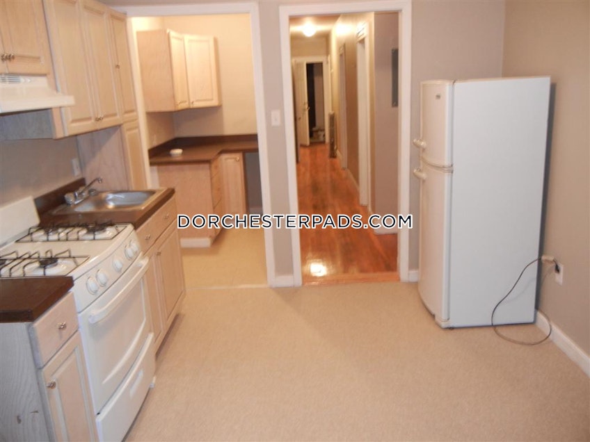 Boston - $2,700 /month