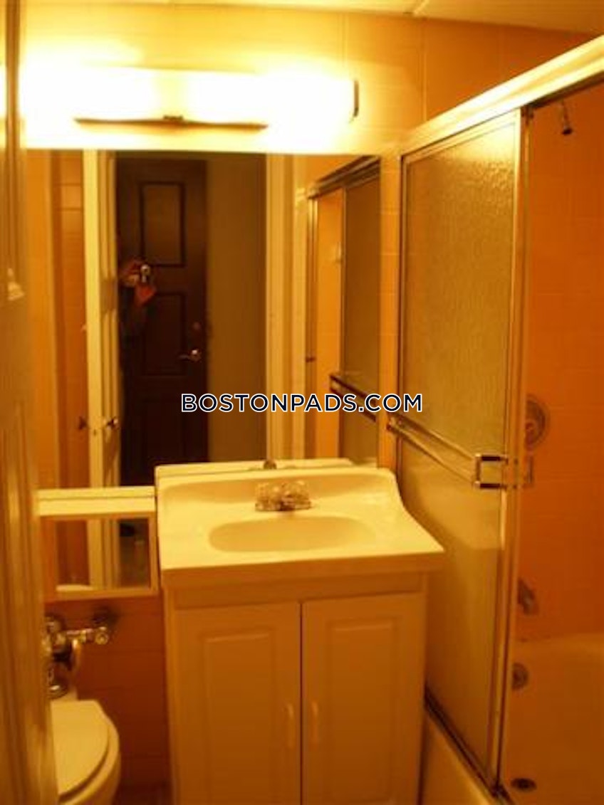 Boston - $3,350+ /month