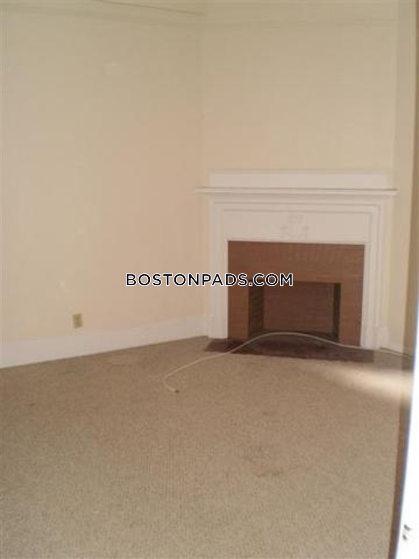 Boston - $3,350+ /month