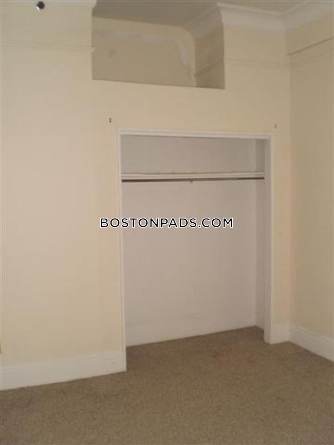 Boston - $3,350+ /mo