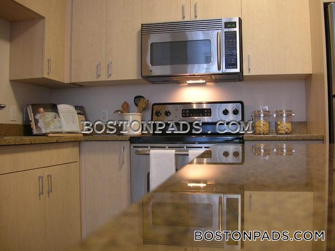 Boston - $3,395 /mo