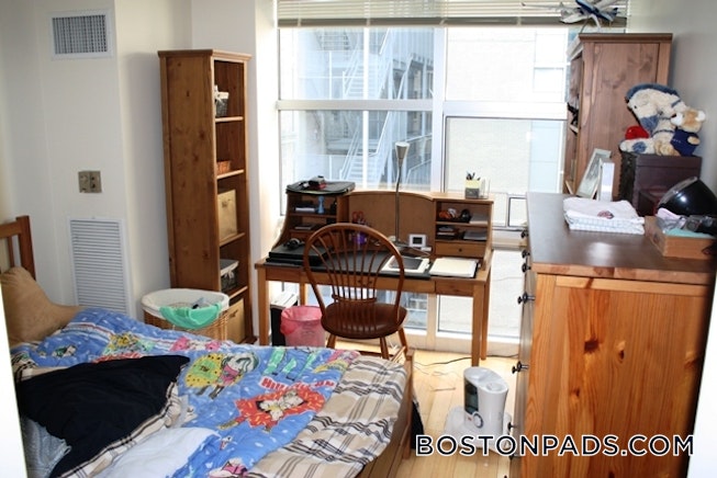 Boston - $2,995 /mo