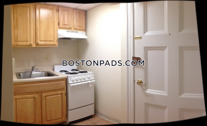 Boston - $3,200 /month