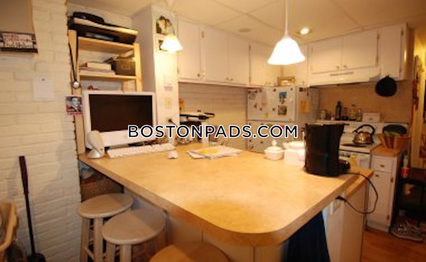 Boston - $2,395 /month